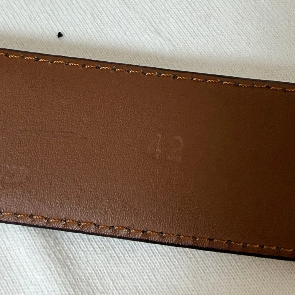Brooks Brothers 42 Hand Made in Italy Dark Brown Leather Belt with Gold Buckle